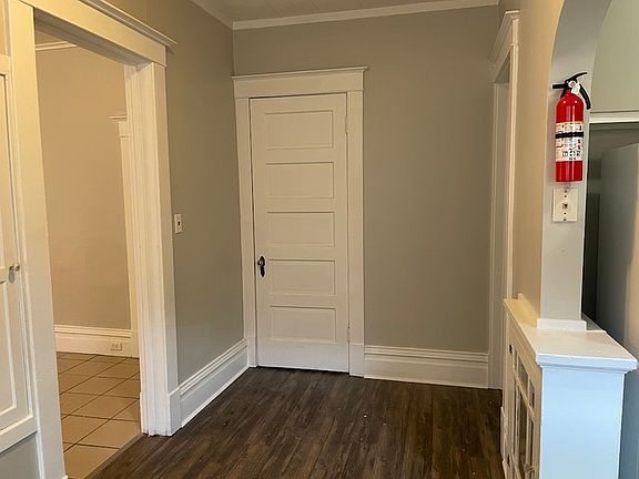 3rd image of 314 W Vine St #1