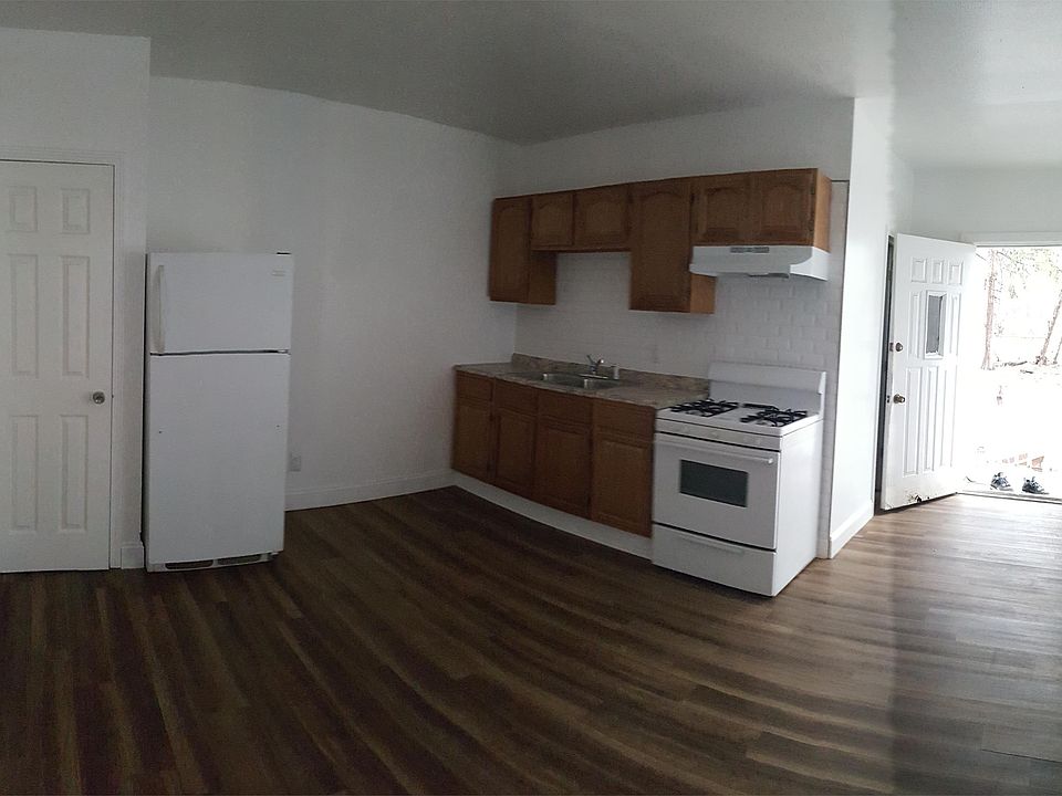 Living Area / Kitchen Open Floor Plan