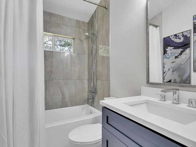 714 Straw Lake Dr — Photo 10