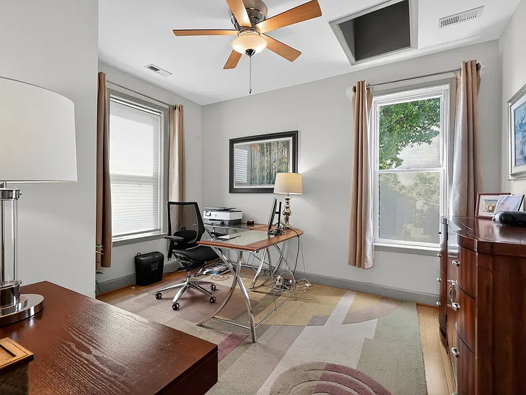 928 Ingraham St NW — Photo 14