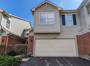 2282 Rockefeller Dr, Geneva, IL 60134