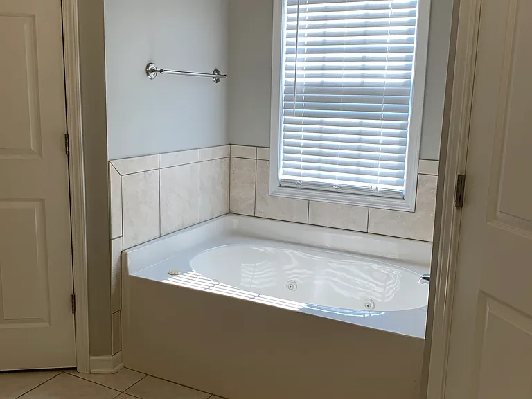 616 Marshtree Ln #301 — Photo 19