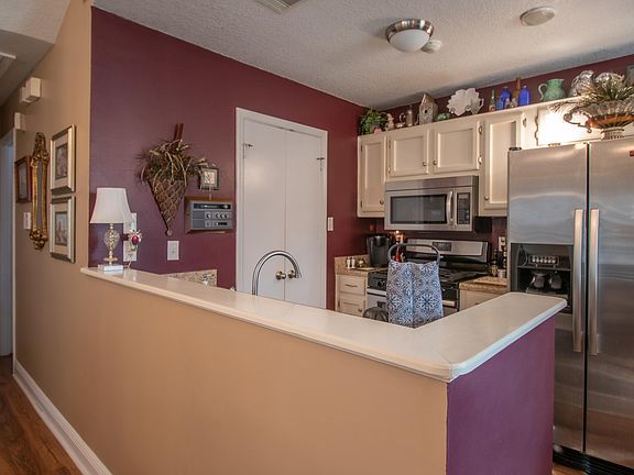 5th image of 12288 Windward Dr