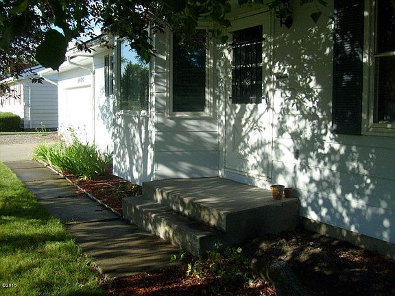 4th image of 1400 Columbia Dr