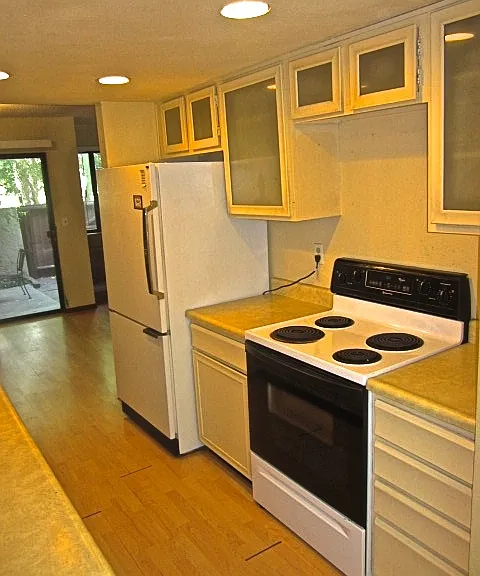 2643 Grapewood Ln — Photo 4