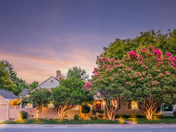 3435 Land Park Dr, Sacramento, CA 95818