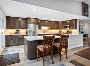 2240 NW Oak Ct, Redmond, OR