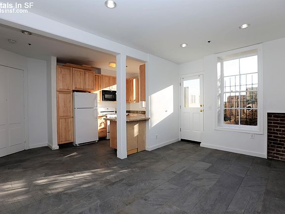 2nd image of 616 Steiner St