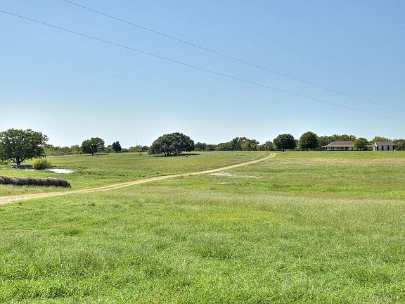 5th image of 150 & 111 Davis Tusia