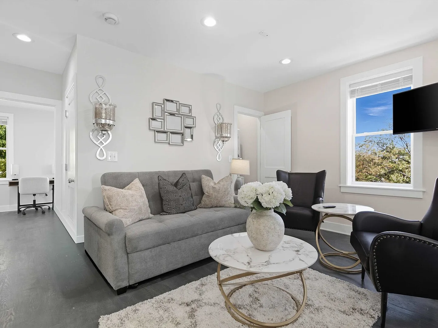 Modern Nw D.C. 2br - Near Metro & Rock Creek Park — Photo 1