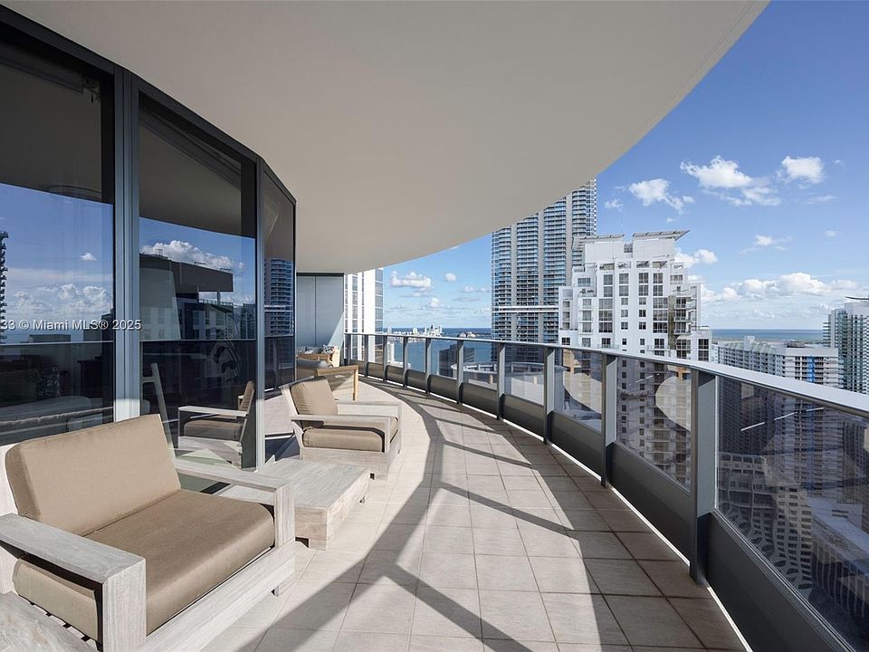 1st image of 1000 Brickell Plz #4402