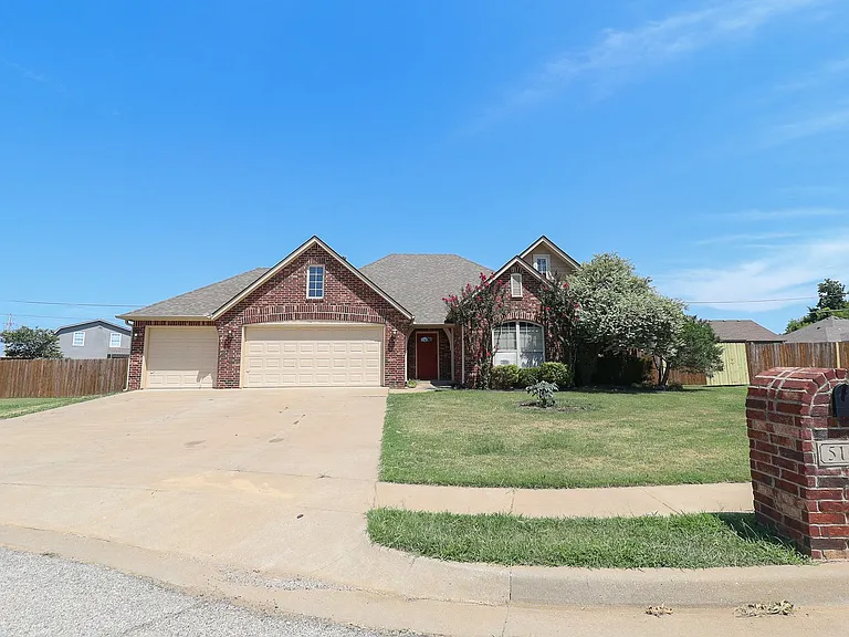 5107 Barr Dr — Photo 3