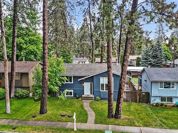2nd image of 4255 E 35th Ave