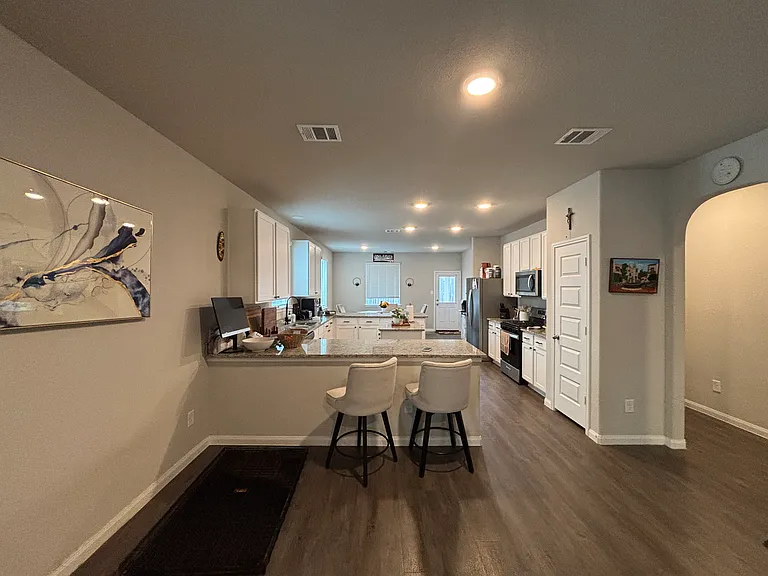 14031 Chinook Dr — Photo 4