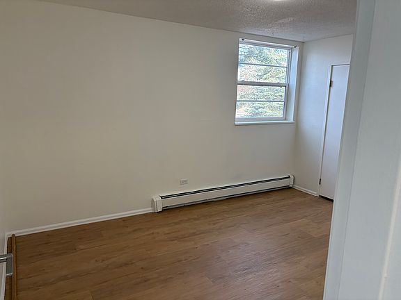 5th image of 2160 S Vaughn Way Unit 103C