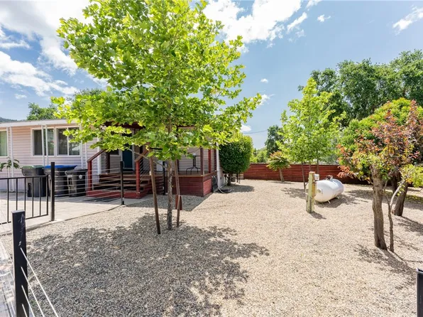 4532 Pine St, Lucerne, CA 95458