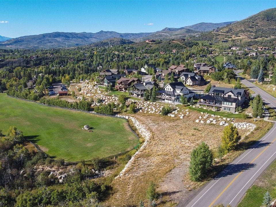 1st image of 1945 Clubhouse Drive