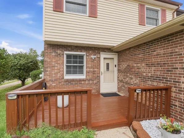 301 Heather Vw, Batavia, OH 45103