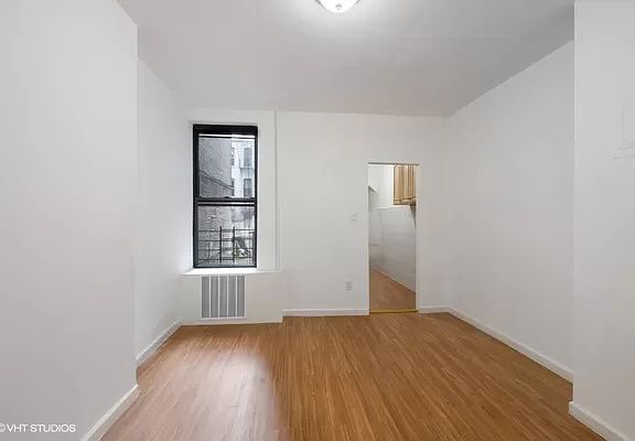 4th image of 443 Bleecker St #1RL