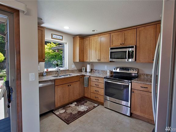 Professionally updated kitchen