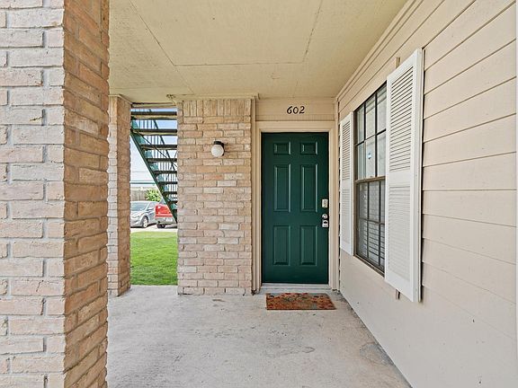 2nd image of 14600 Fonmeadow Dr APT 602