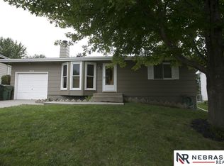 5014 W Sparrow Ln, Lincoln, NE 68528