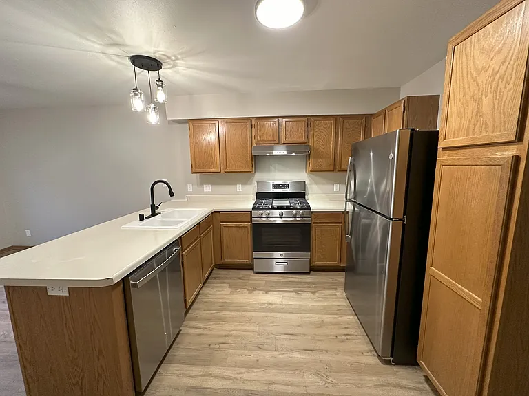 2046 Cliff Alex Ct S #4 — Photo 11