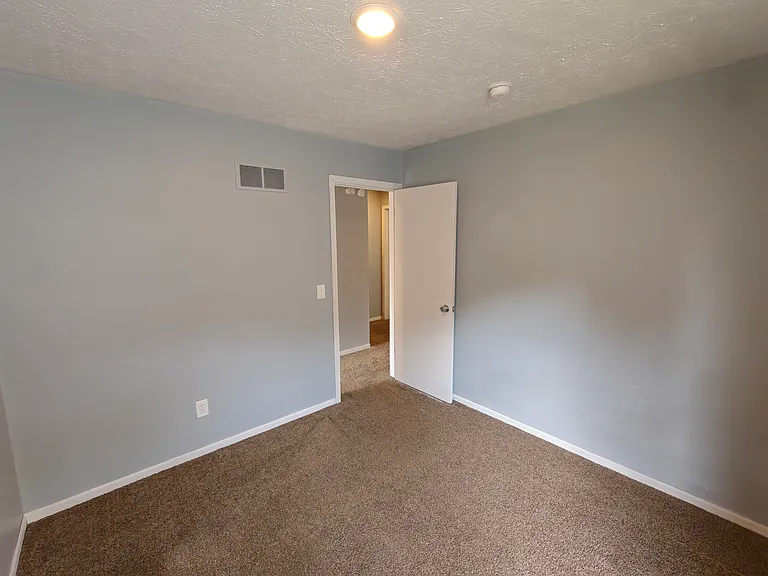 405 Homestead St — Photo 19