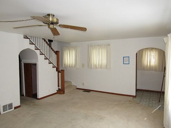 4th image of 3637 N Osceola Ave