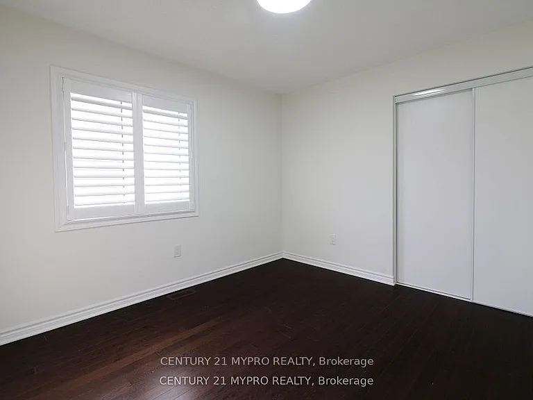 71 Westfield Dr — Photo 32