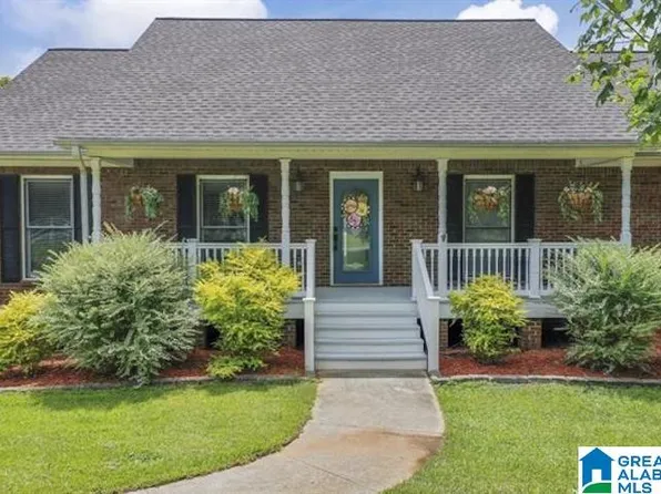 547 Homestead Dr, Wilsonville, AL 35186