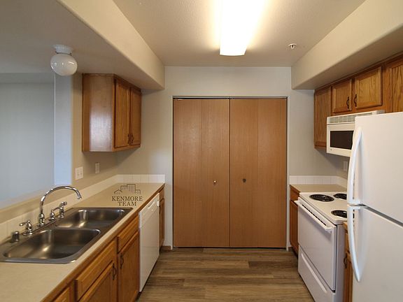 2nd image of 6405 Chapel Hill Blvd Building A