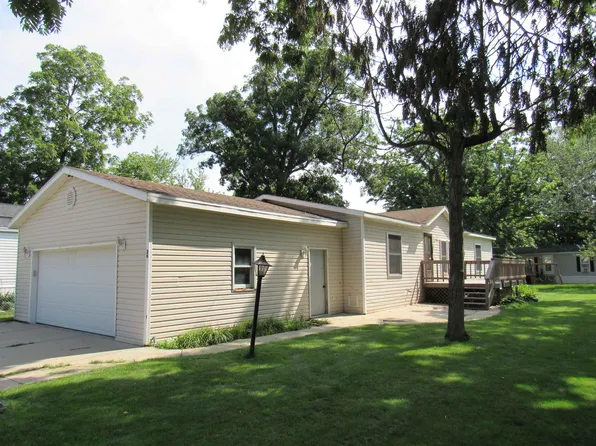 26 Lapidary Ln, Janesville, WI 53548