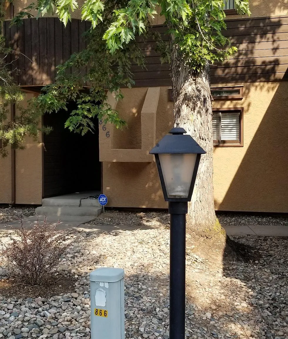 2 bed, 1571 sqft, $1,650 — Photo 2