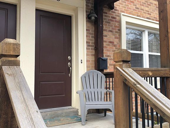 2nd image of 4530 Jefferson St Unit 3