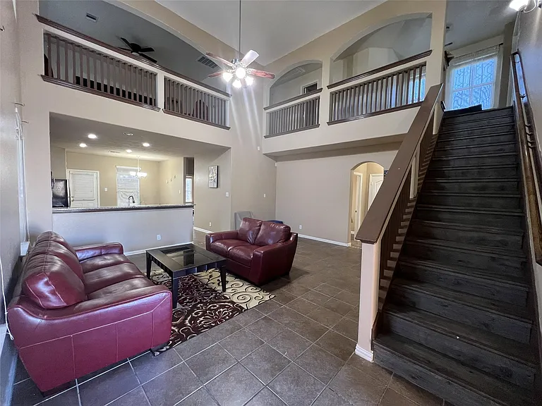 2403 Summers Glen Ct — Photo 4