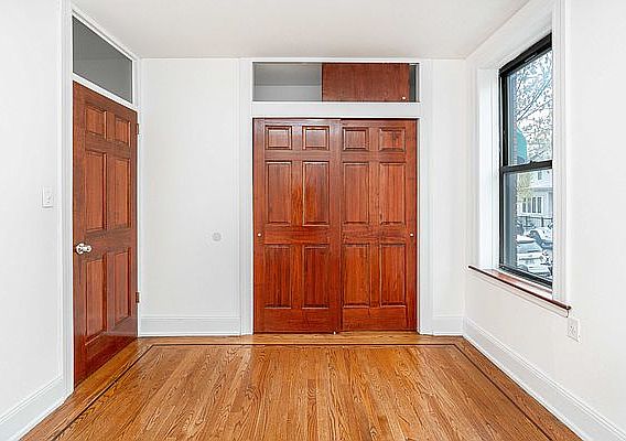4th image of 31-84 43rd St #1E