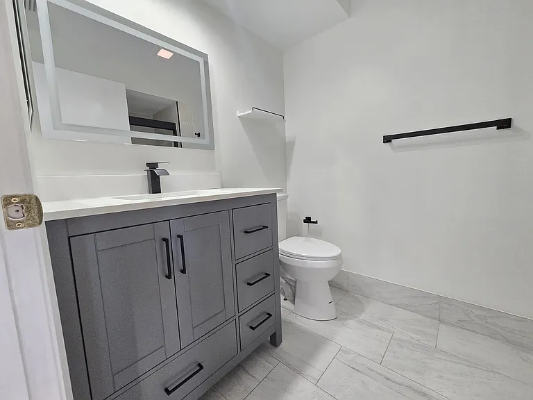 8598 Kimble Way — Photo 23