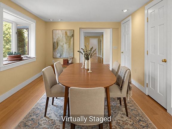 5th image of 106 Ledge Road