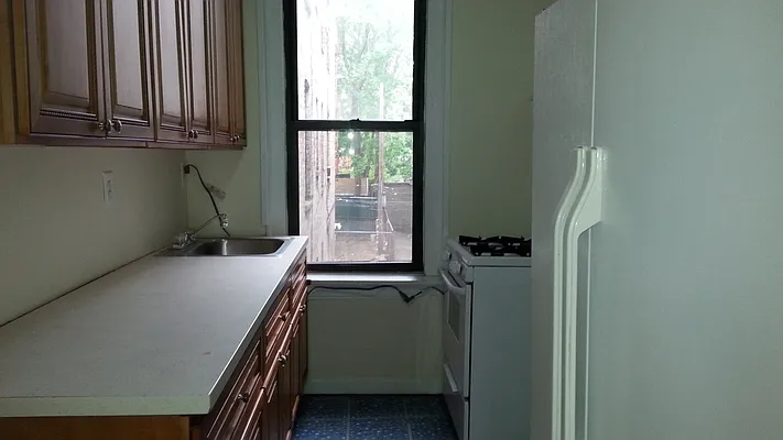 Rented by Zuz Realty | media 16