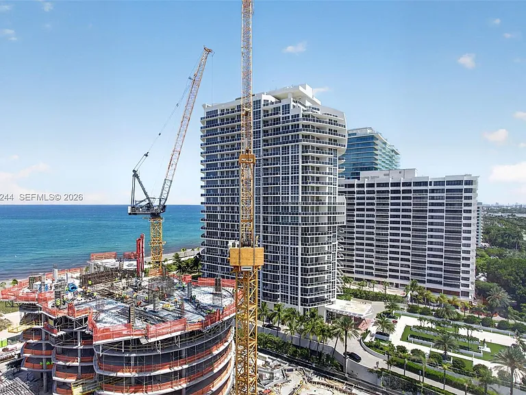 10275 Collins Ave #1521 — Photo 33