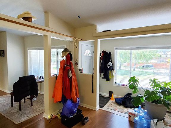 4th image of 4370 SE King Rd