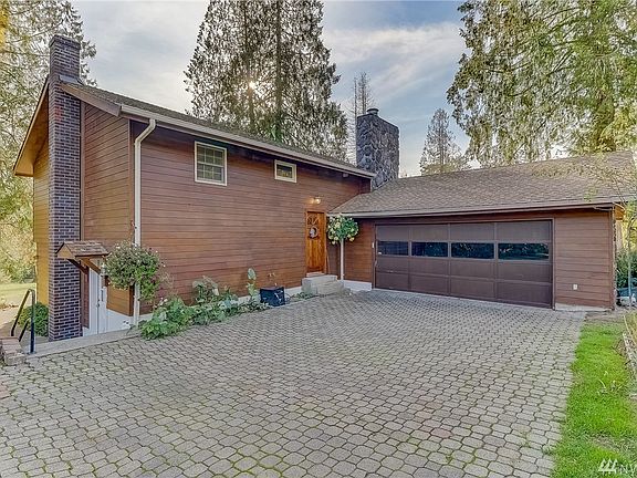 2nd image of 5225 61st Ave NE