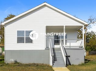 1825 N Ctr, San Antonio, TX 78202