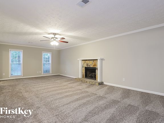 4th image of 3585 Chastain Ct