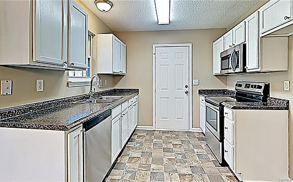4th image of 1952 Dietrich Ln