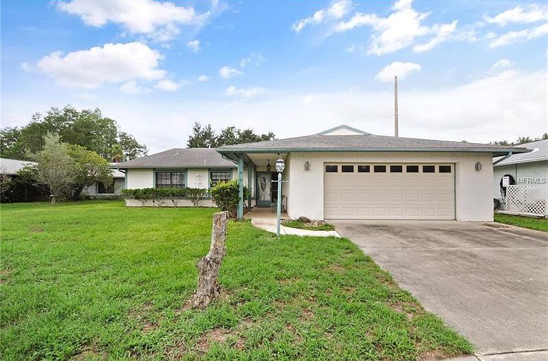 1st image of 10643 Lazy Lake Dr