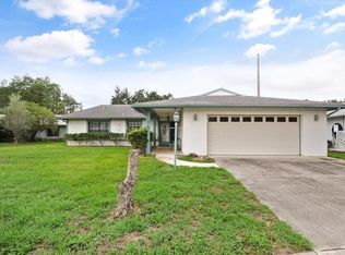 10643 Lazy Lake Dr, Orlando, FL 32821