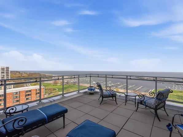 1522 N Prospect AVENUE #1804, Milwaukee, WI 53202