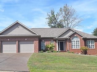 400 Knollview Dr, Evansville, IN 47711